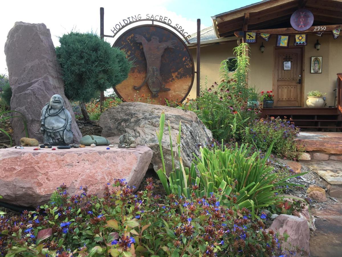 Red Moon Lodge Moab Bagian luar foto