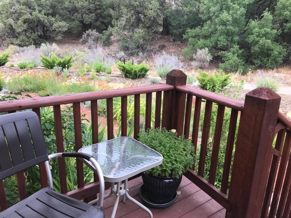 Red Moon Lodge Moab Bagian luar foto