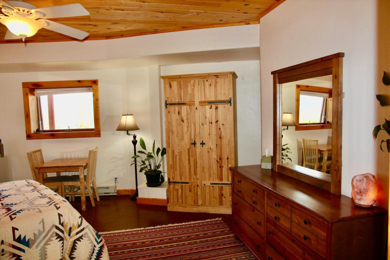 Red Moon Lodge Moab Bagian luar foto