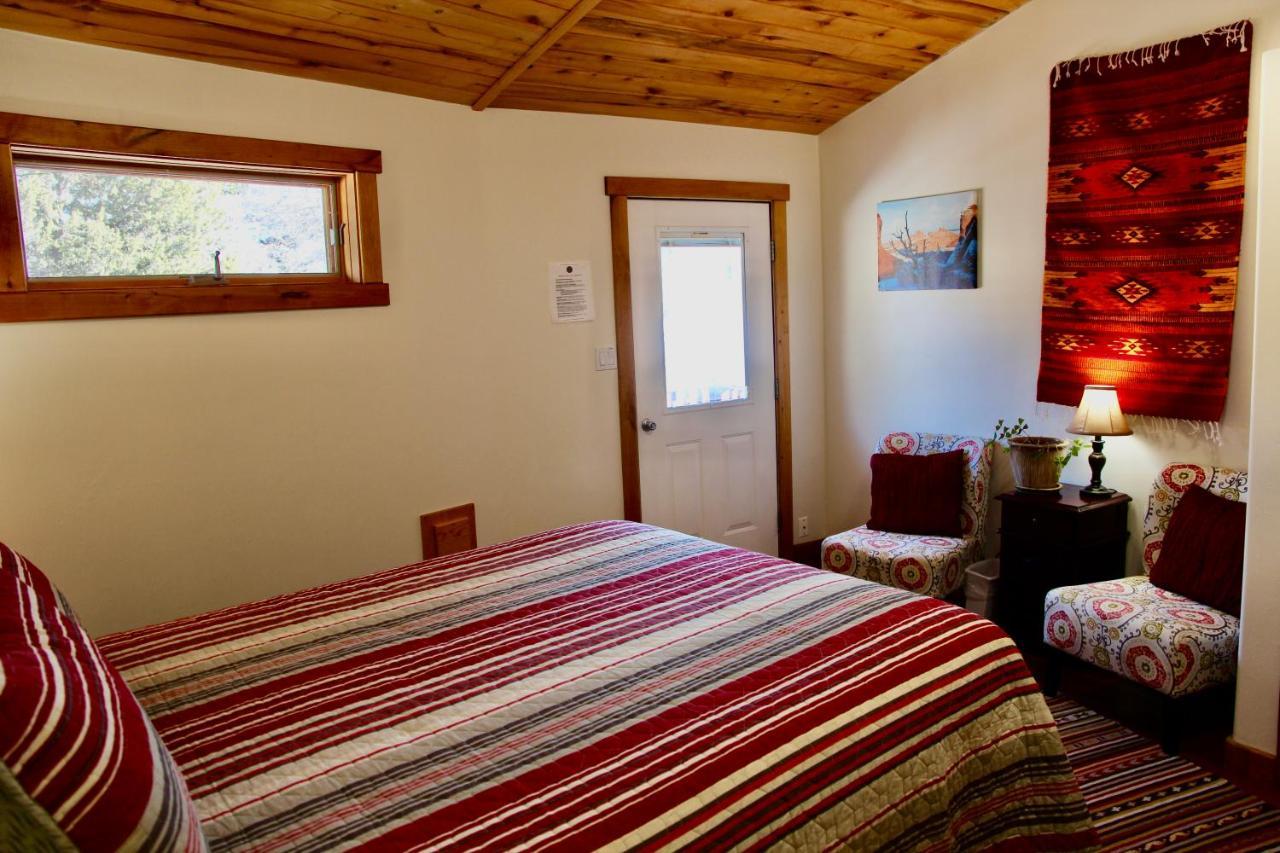 Red Moon Lodge Moab Bagian luar foto