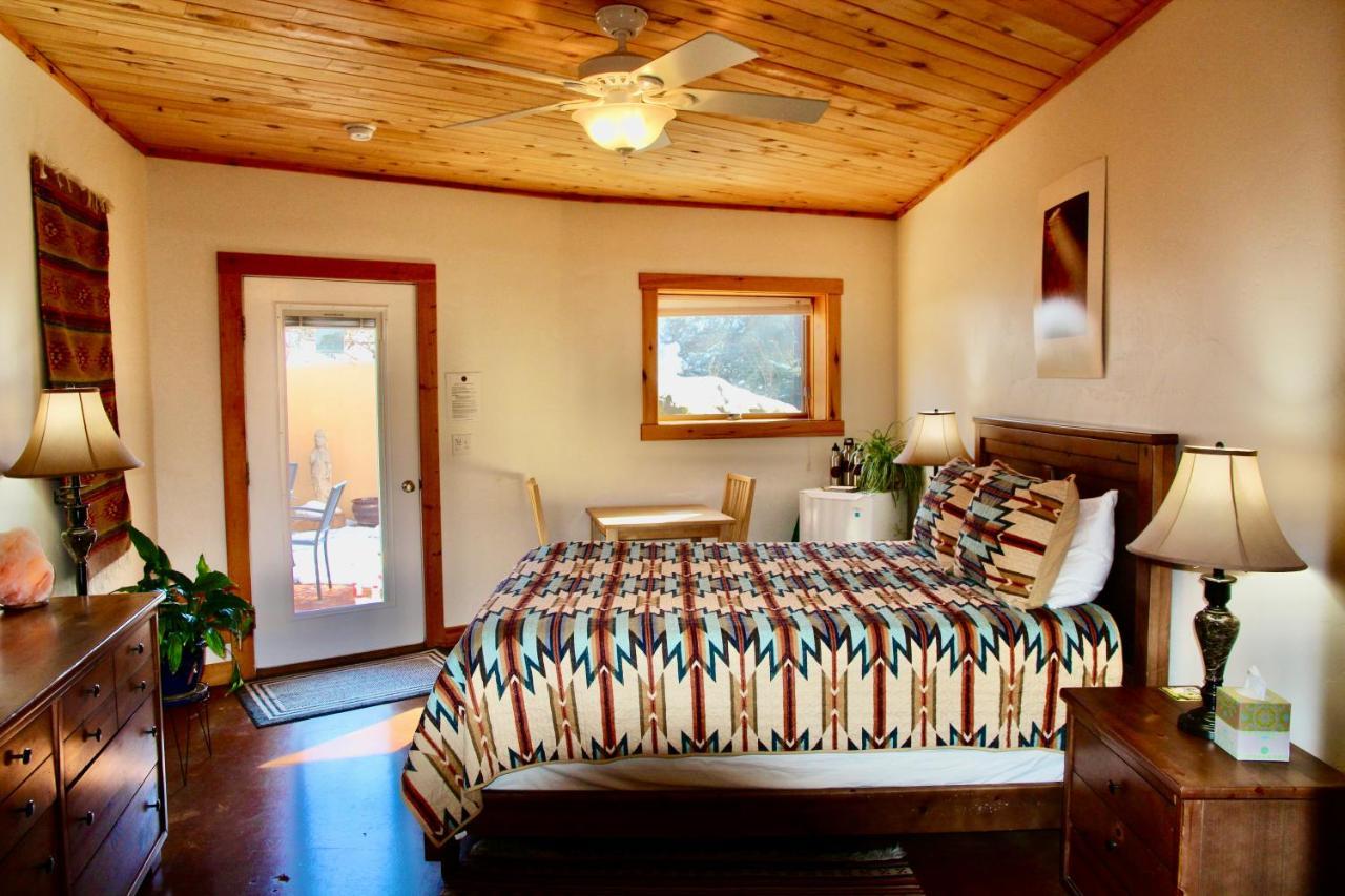 Red Moon Lodge Moab Bagian luar foto